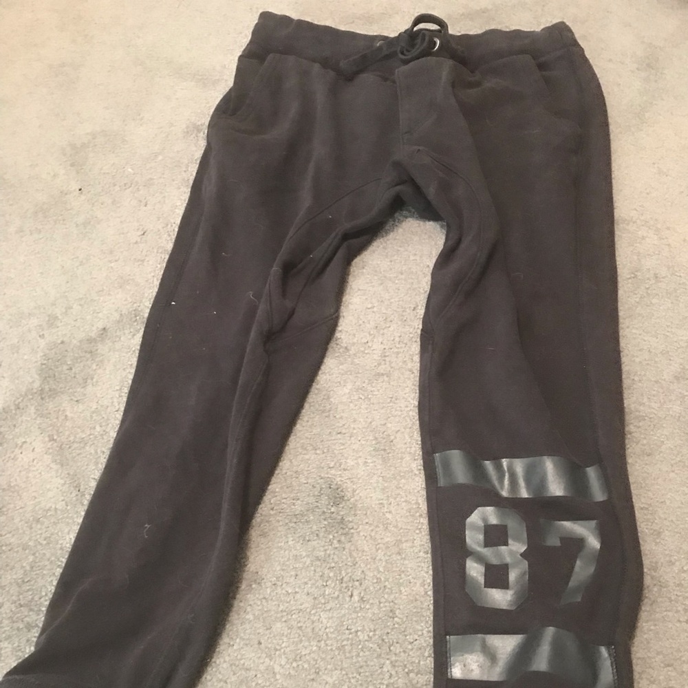 Black sweat pants